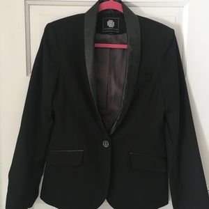 Two Penny Blue Black Blazer